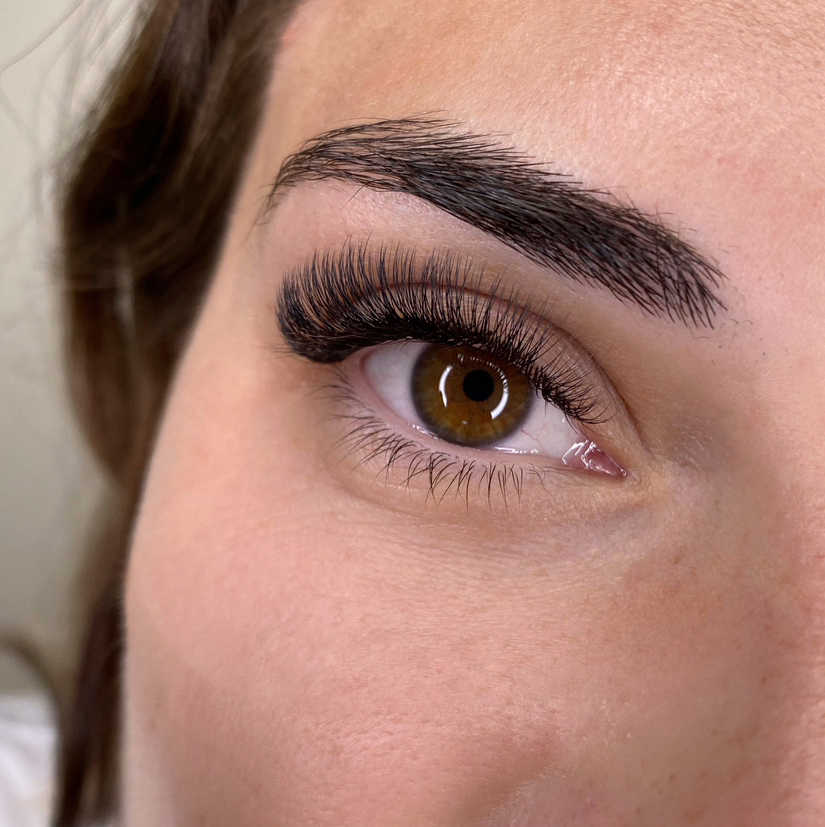 Наращивание ресниц 2D