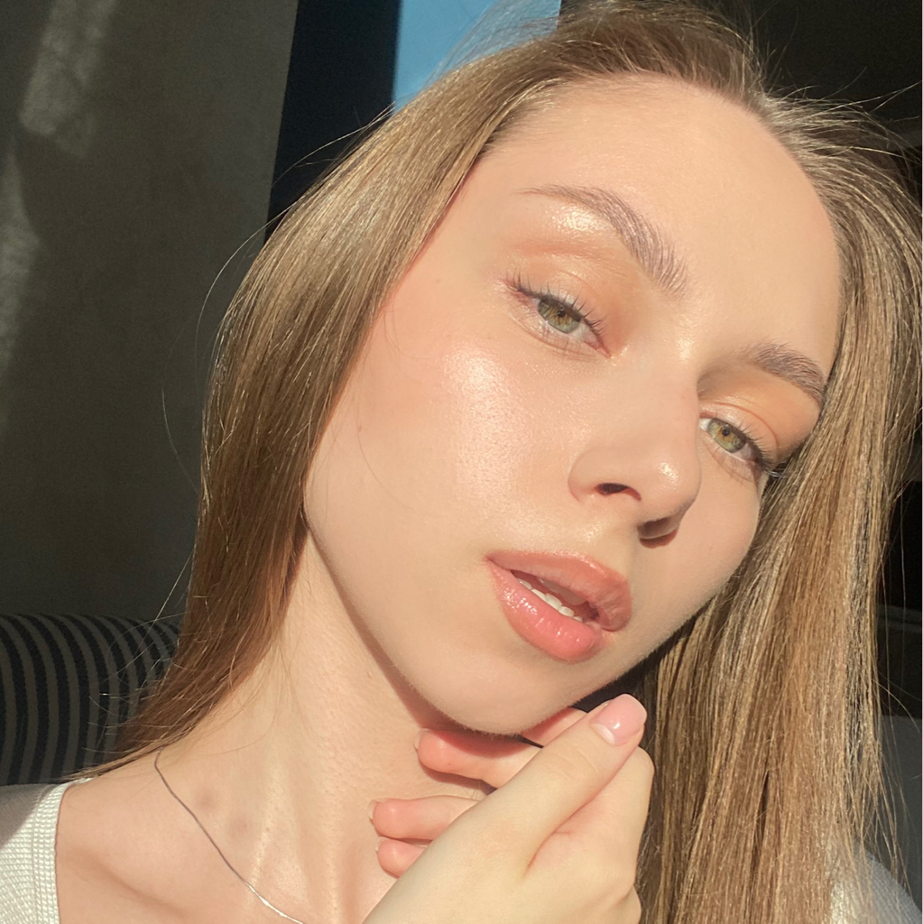 Натуральные брови: легкое осветление волосков/коррекция/прореживание/окрашивание/уход