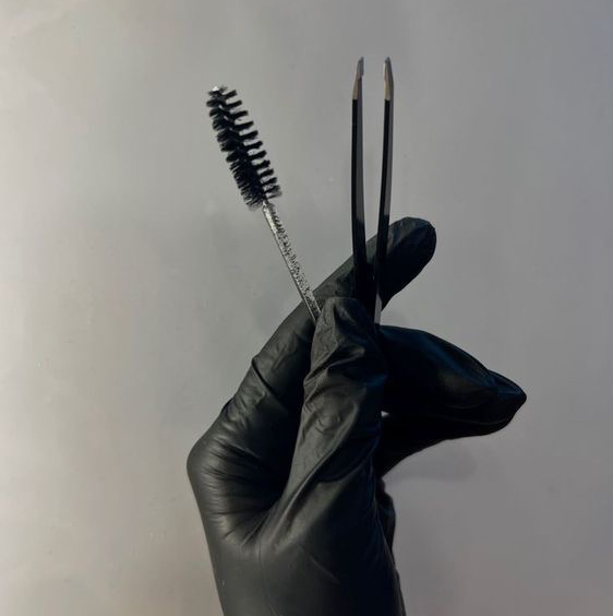 Коррекция бровей без окрашивания