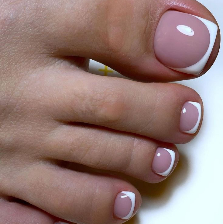 Педикюр SMART с обработкой стоп + гель-лак