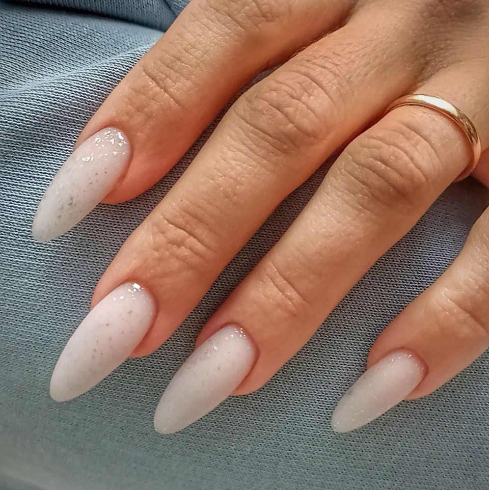 Моделирование (наращивание на гелевые типсы)