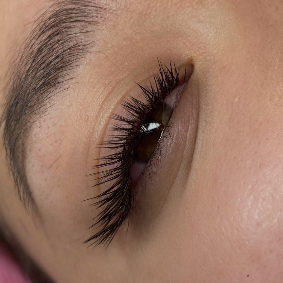 Наращивание ресниц 1D