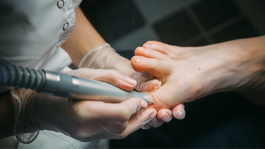 Мужской педикюр гигиена (обработка пальцев ног)  ТОП МАСТЕР