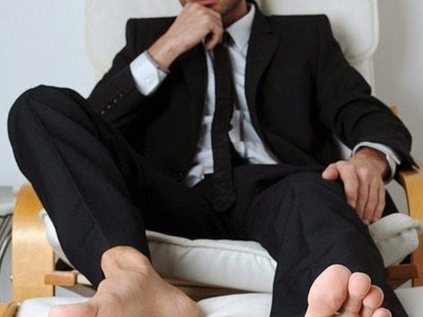 Мужской педикюр с обработкой стопы

ТОП МАСТЕР