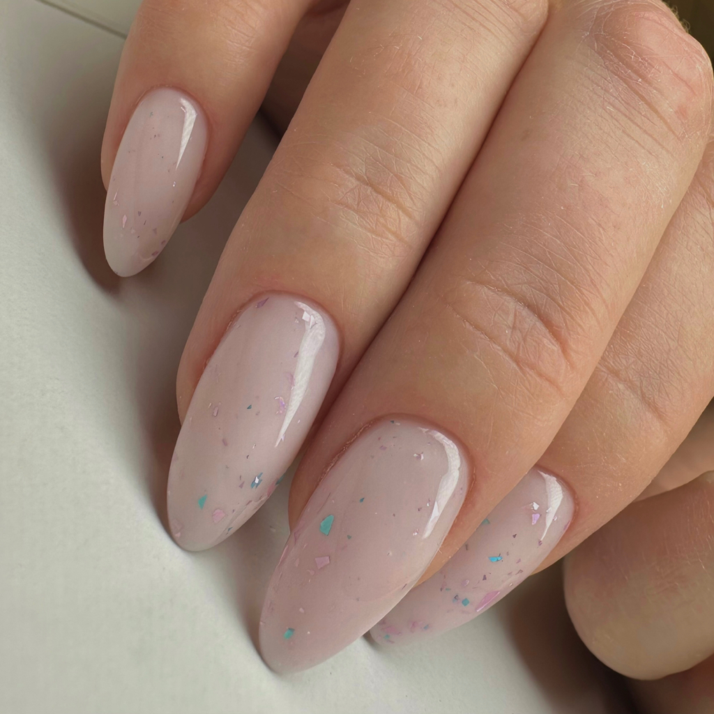 Маникюр с укреплением + покрытие 

ТОП МАСТЕР