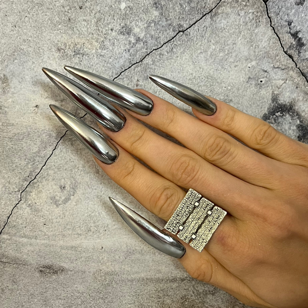 ЭКСТРА-НАРАЩИВАНИЕ •комбинированный маникюр •наращивание на верхние/нижние формы •покрытие цвет/камуфляж  Длина от 3,5 см   Дизайн НА ВСЕ ПАЛЬЧИКИ🤍