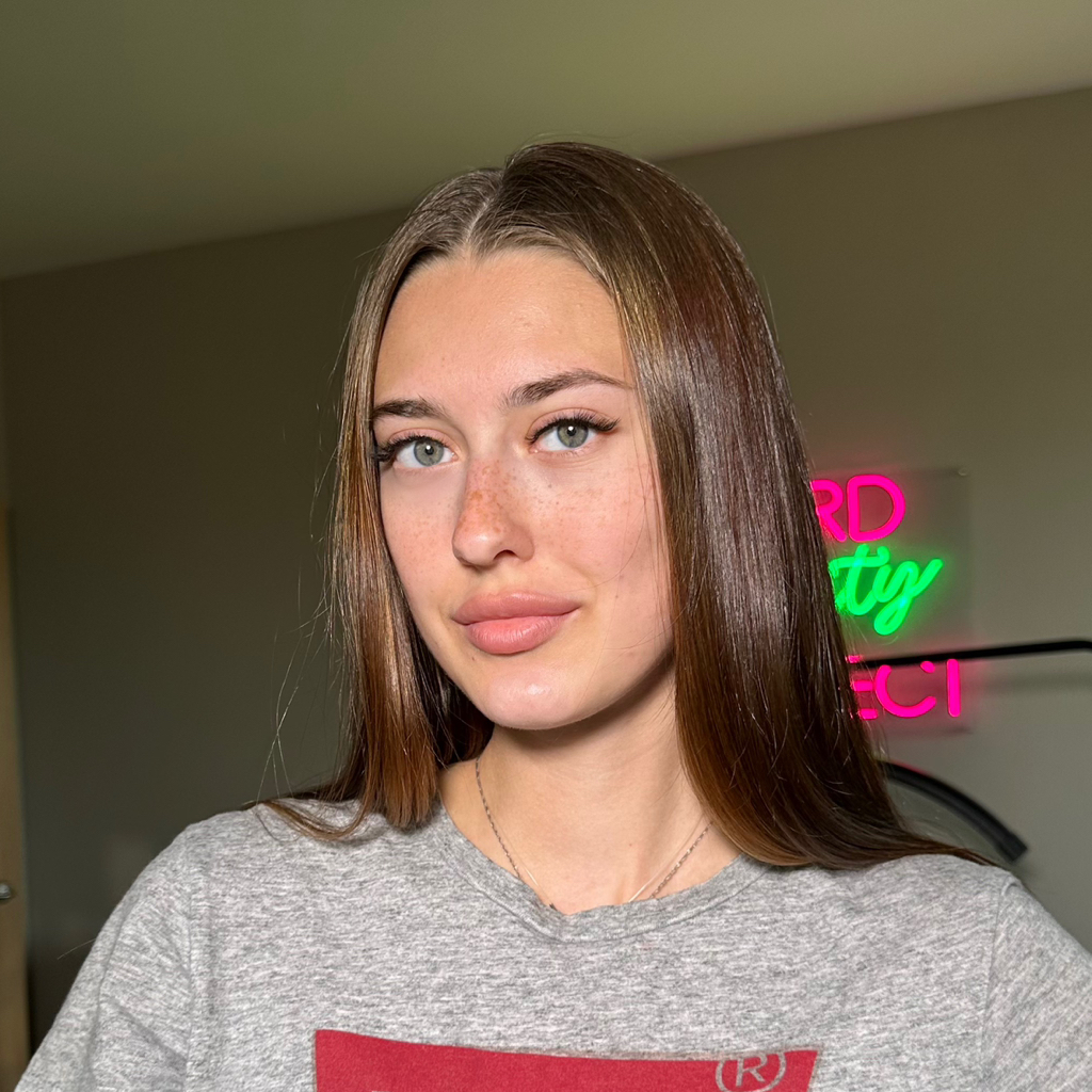 Сет классическое наращивание ресниц + брови (мастер)