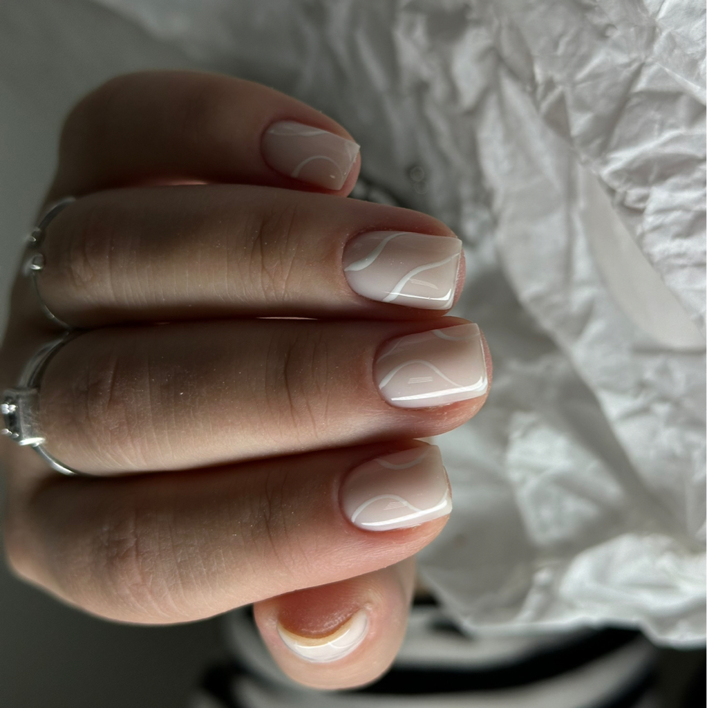 Снятие+Маникюр+покрытие(один тон)+укрепление