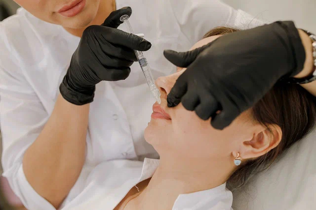 Контурная пластика губ 1,0 мл