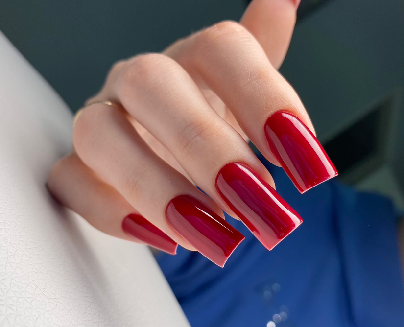 Маникюр с покрытием на длинные ногти (от 5 мм)