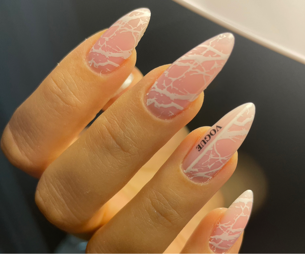 Коррекция нарощенных ногтей