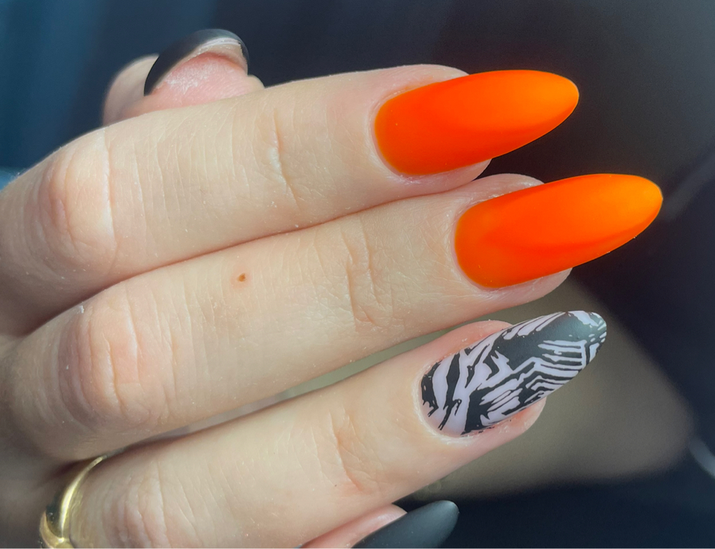 Маникюр с покрытием гель-лак(дизайн)