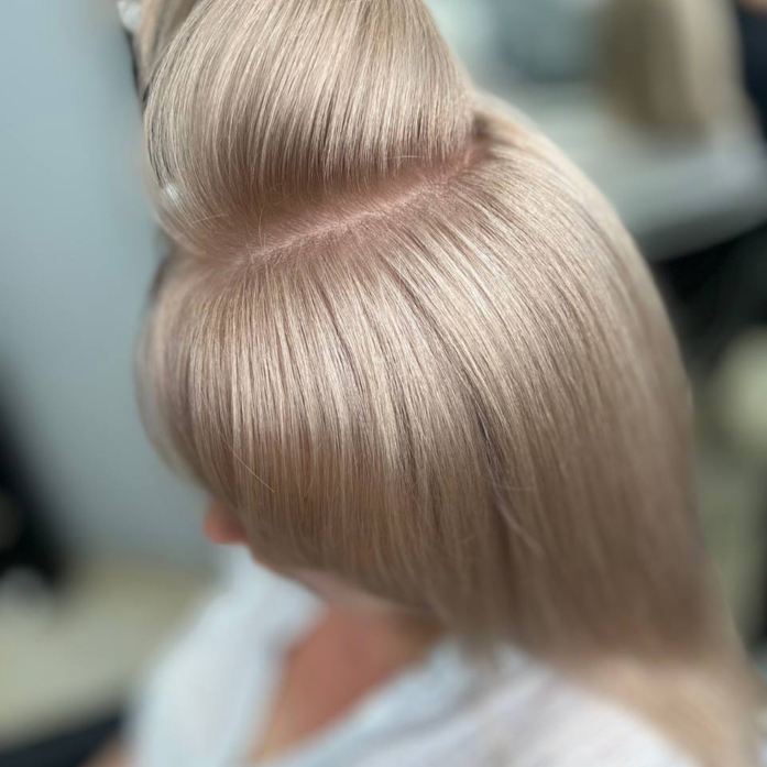 Осветление корней + тонирование длины в блонд