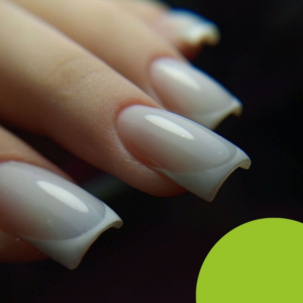 2.1 Маникюр с покрытием коротких ногтей (до длины 2)