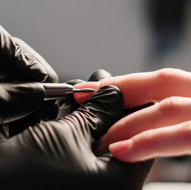 гигиенический маникюр