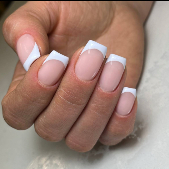 Маникюр + гель лак. -15% скидка при оплате наличными