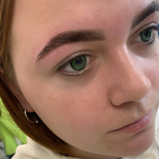 Брови окрашивание  краской + коррекция