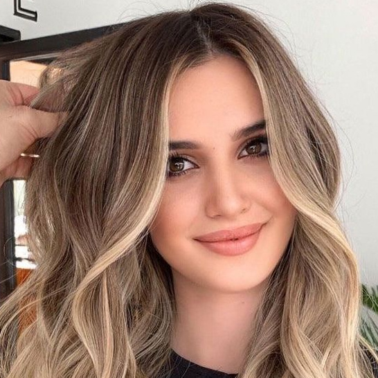 Аиртач короткие волосы(ухо чуть чуть прикрыто)