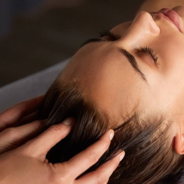 Скульптурно-буккальный массаж лица