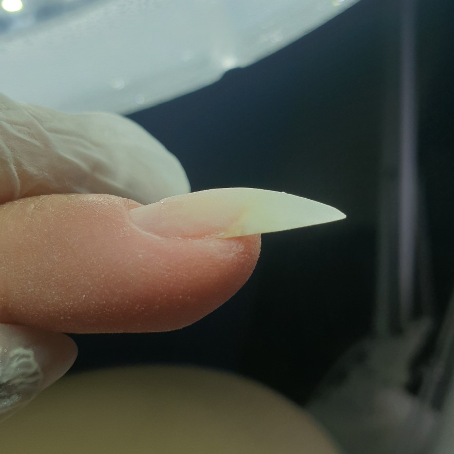 Ремонт ногтя