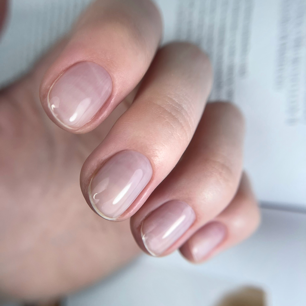 Маникюр «покрытие без покрытия»