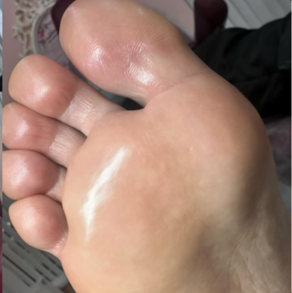 Мужской педикюр с обработкой стоп