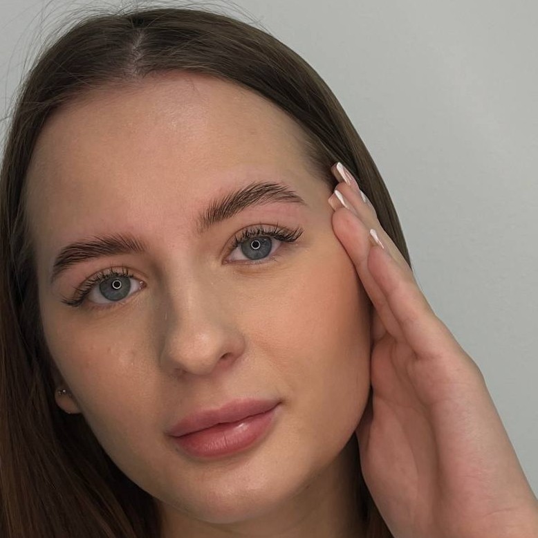 Ламинирование бровей + коррекция