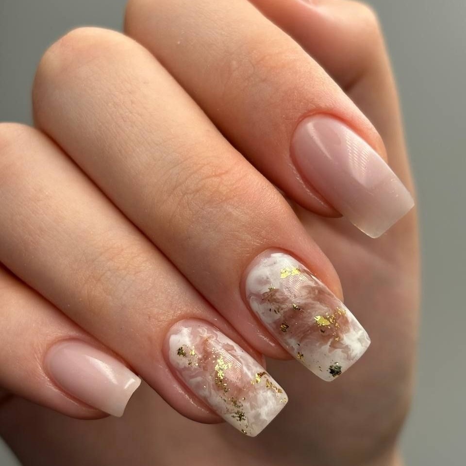 Наращивание ногтей ( короткое /средней длины )