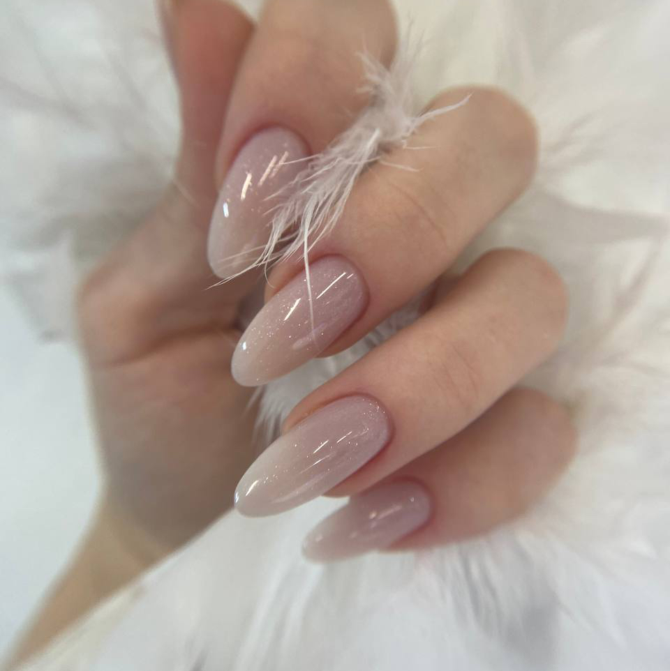 Маникюр + укрепление гелем однотонное покрытие