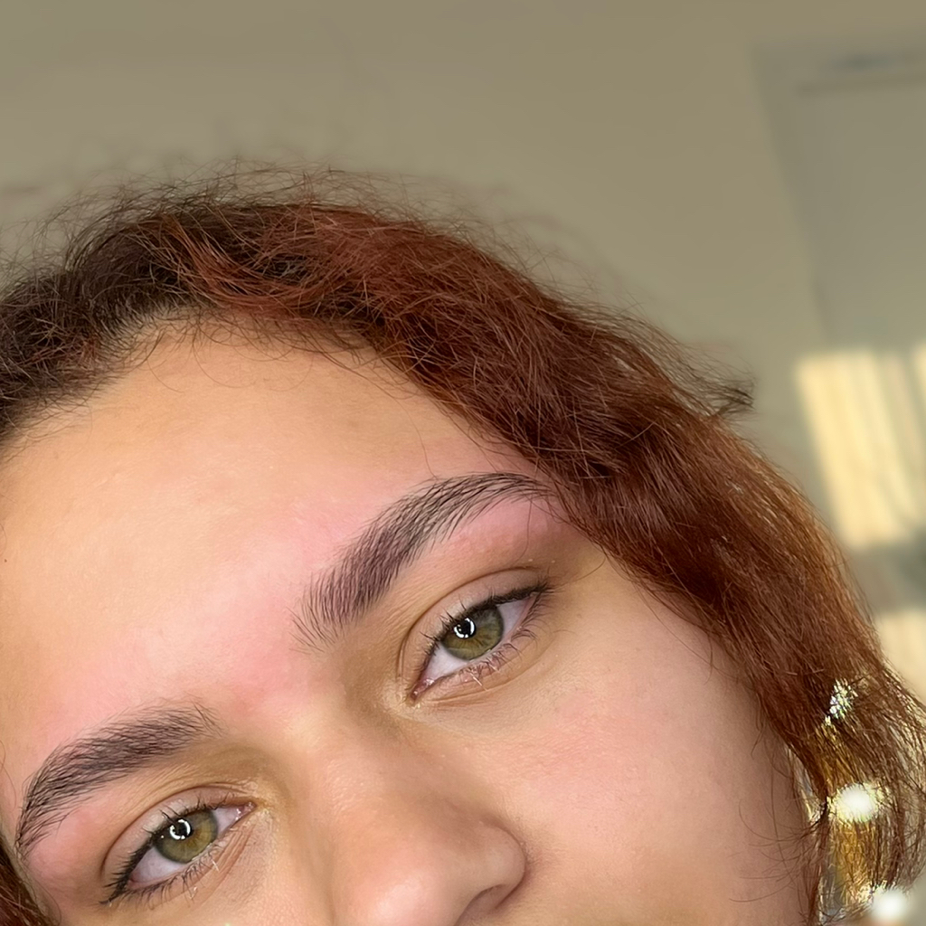 Коррекция бровей пинцет/ воск