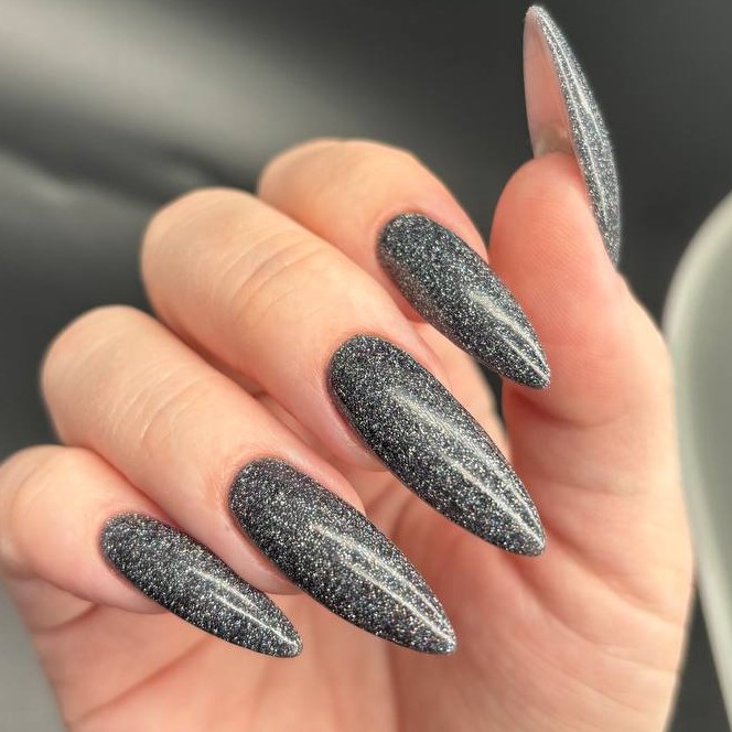 Снятие нарощенных ногтей