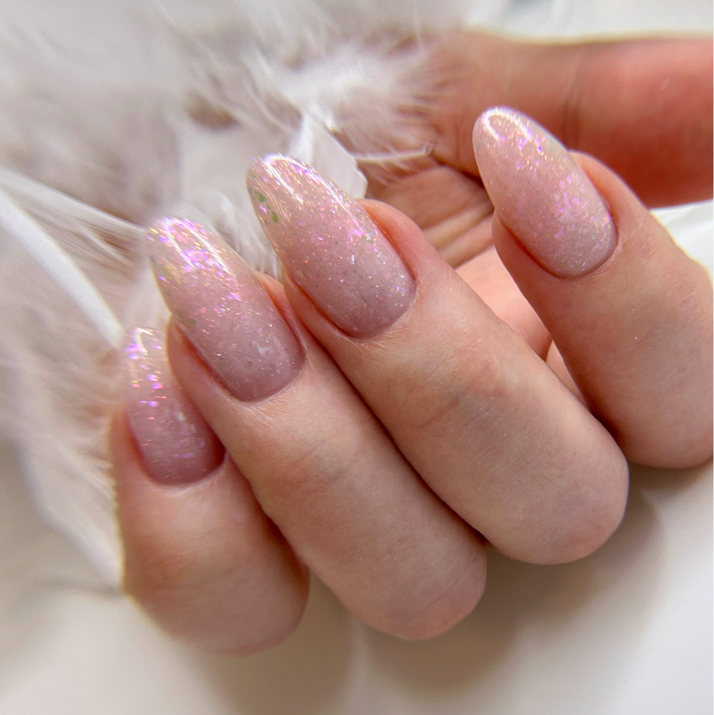 Наращивание ногтей (однотон) короткая длина(до 2х)