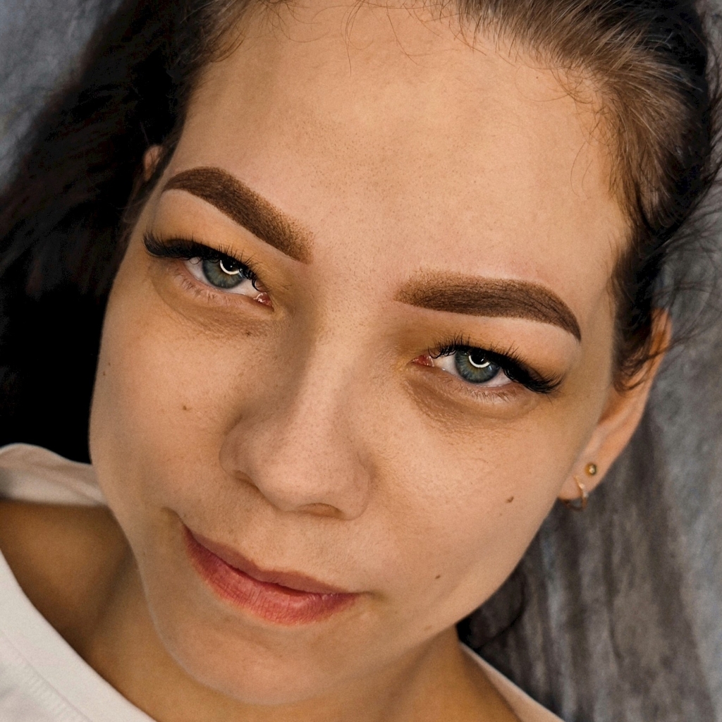 Рефреш перманентного макияжа