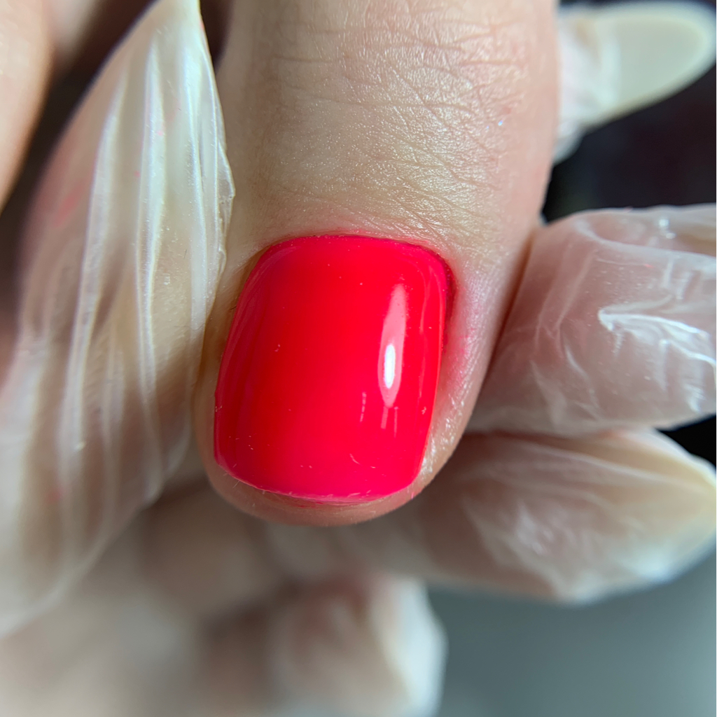 Экспресс педикюр с покрытием гель-лак