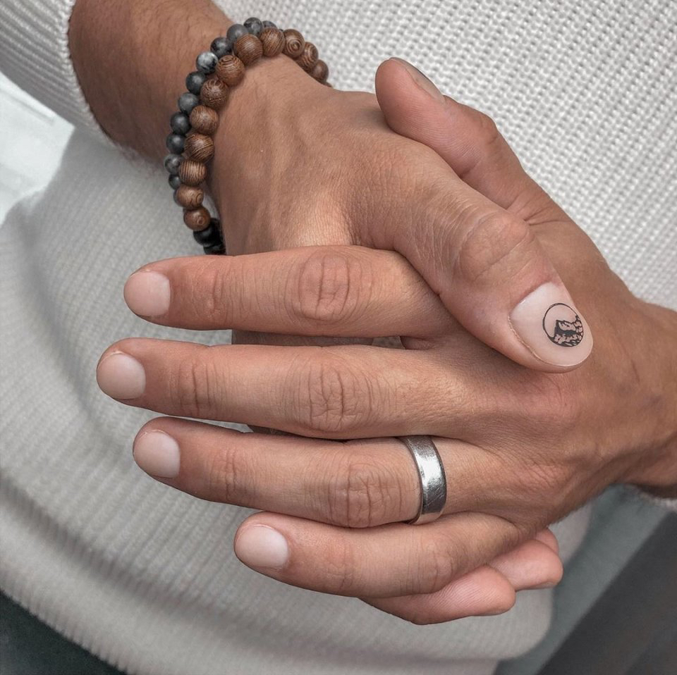 Мужской маникюр с покрытием