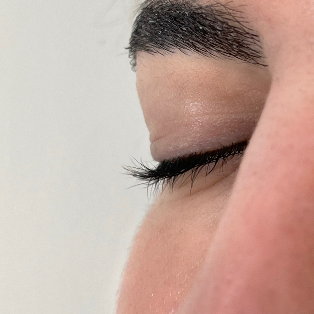 Окрашивание ресниц