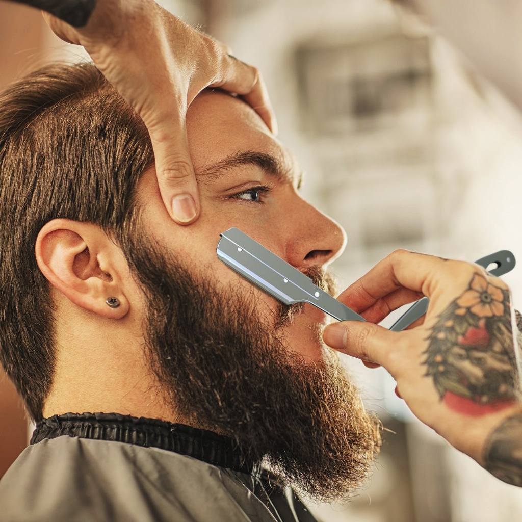 Мужская стрижка и моделирование бороды