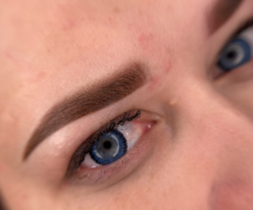 Перманентый макияж бровей обновление (не моя работа)