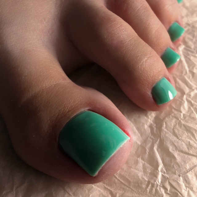 Педикюр пальцы с покрытием