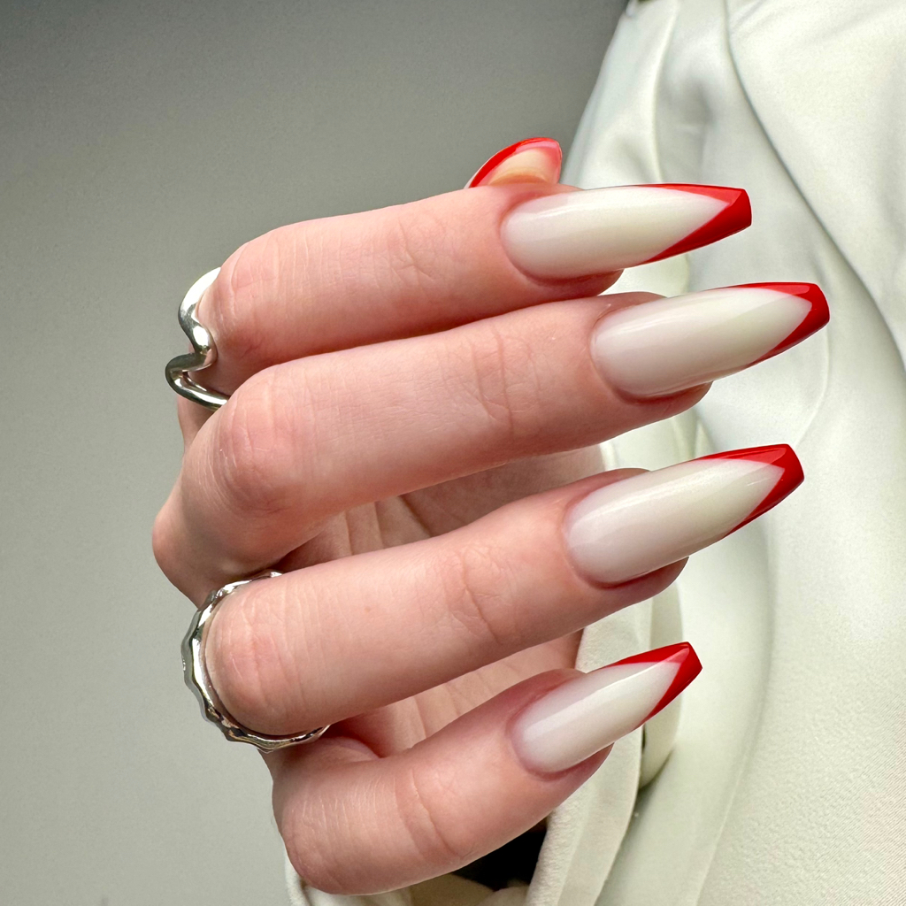 Наращивание ногтей