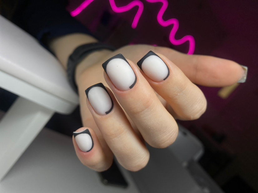 Маникюр с покрытием гель-лак