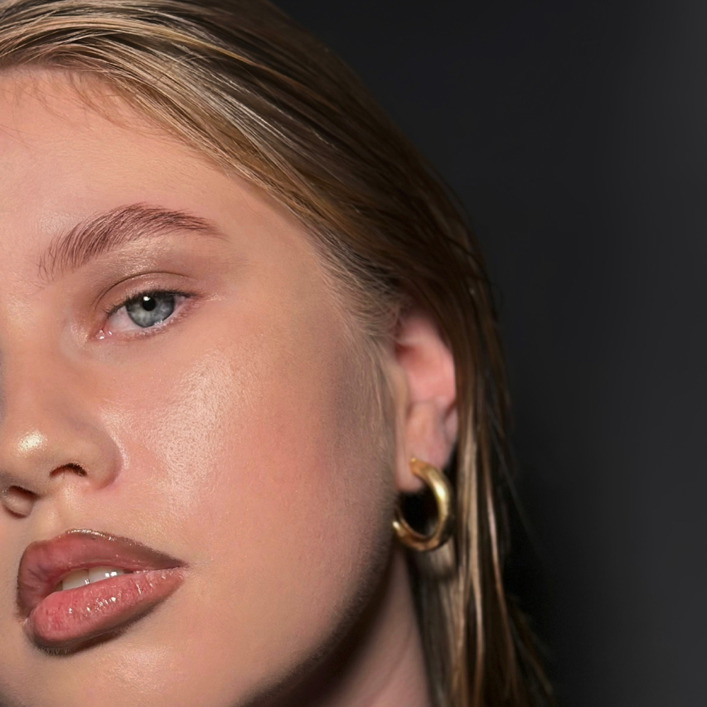 Коррекция бровей/прореживание