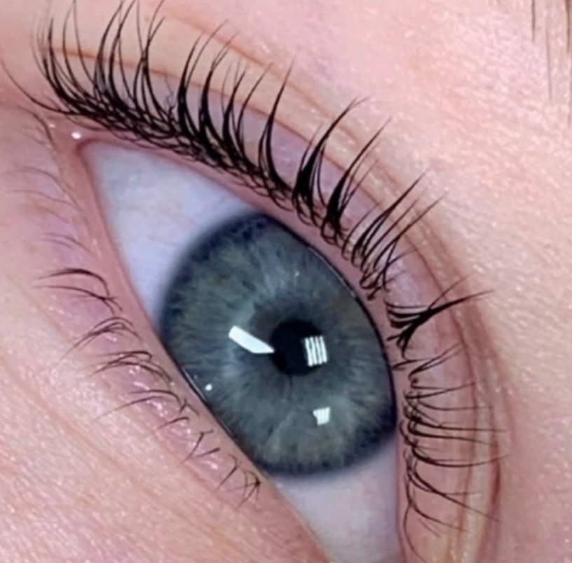 Окрашивание ресниц