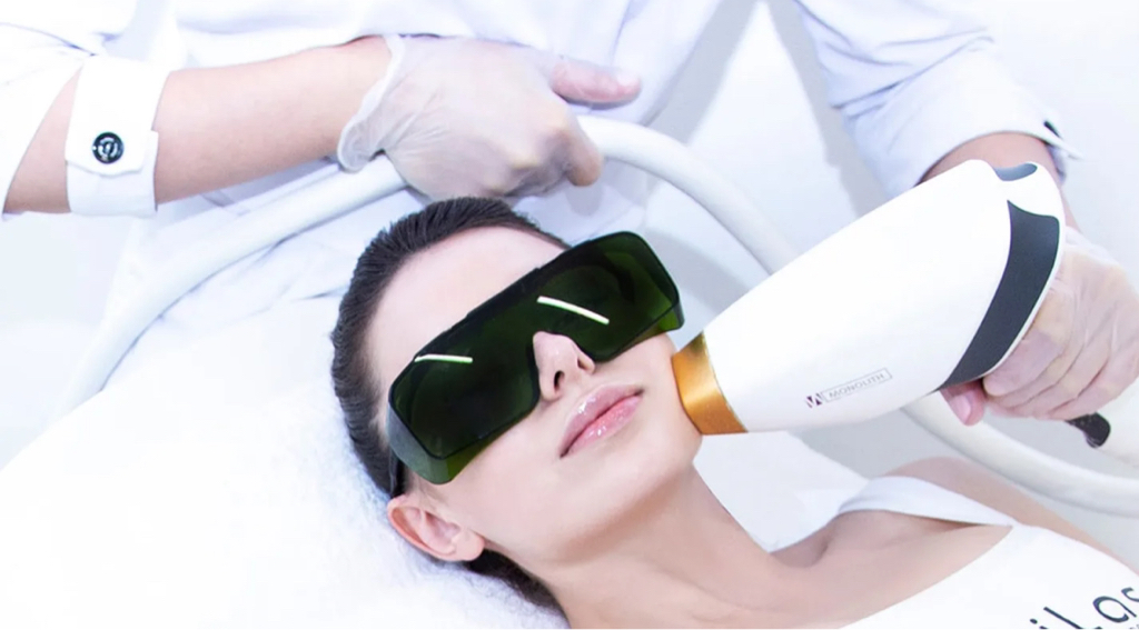 Щёки ( абонемент 4 процедуры )