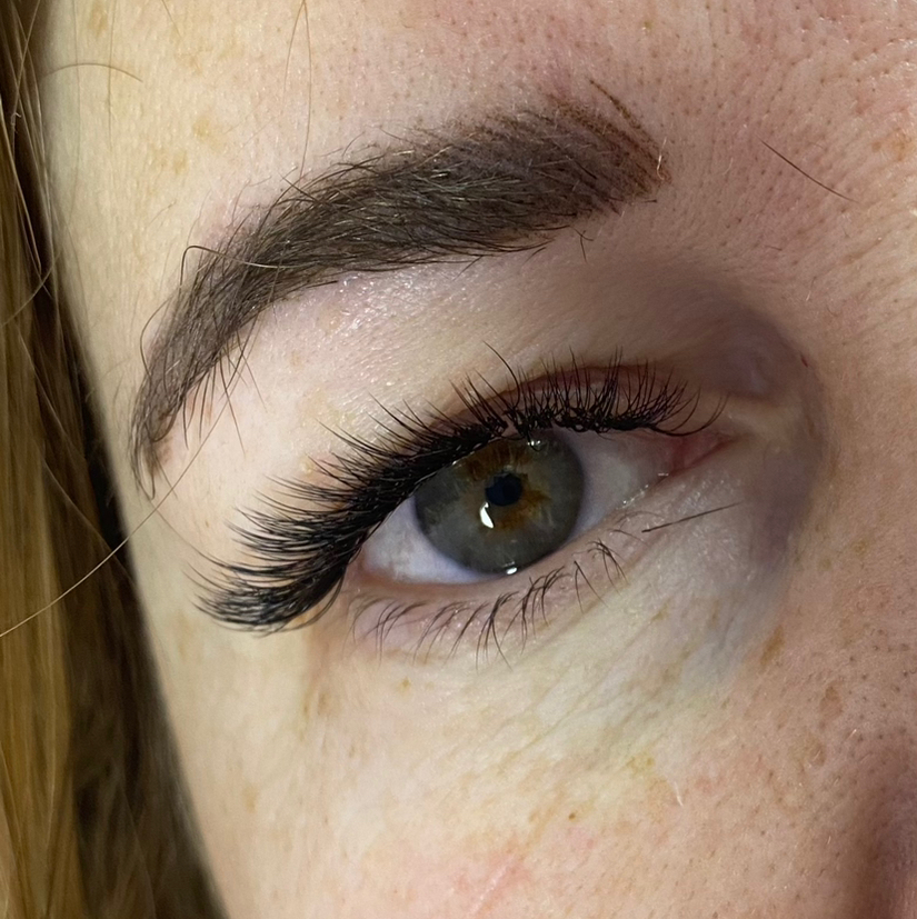 Наращивание ресниц 2д