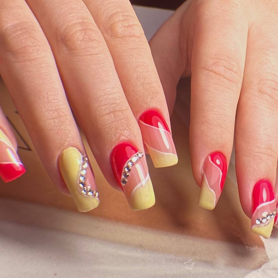 коррекция наращивания