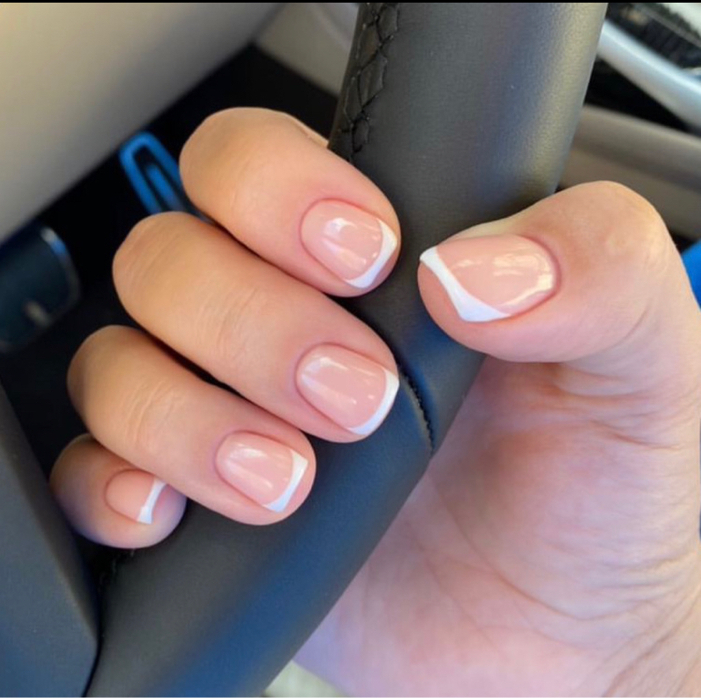 Маникюр Френч