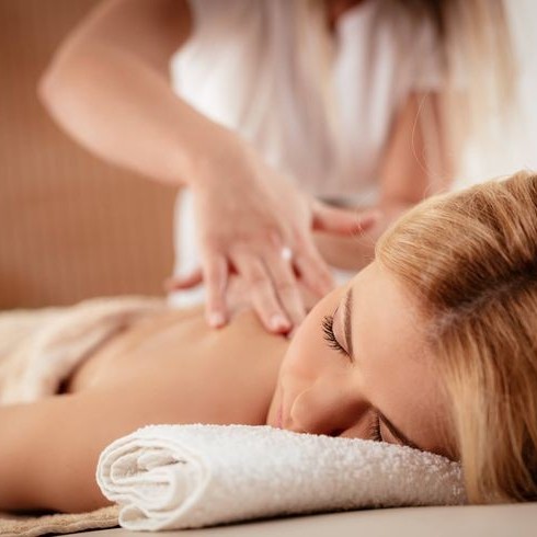 Массаж 60 минут
Выбирайте любой вид массажа и наслаждайтесь