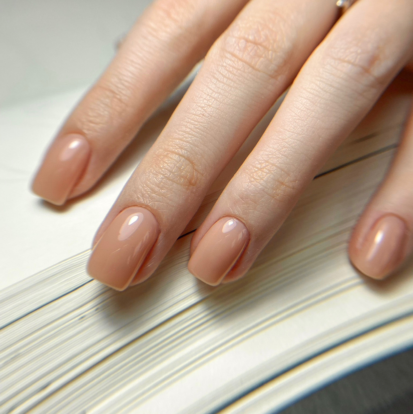 Маникюр с покрытием