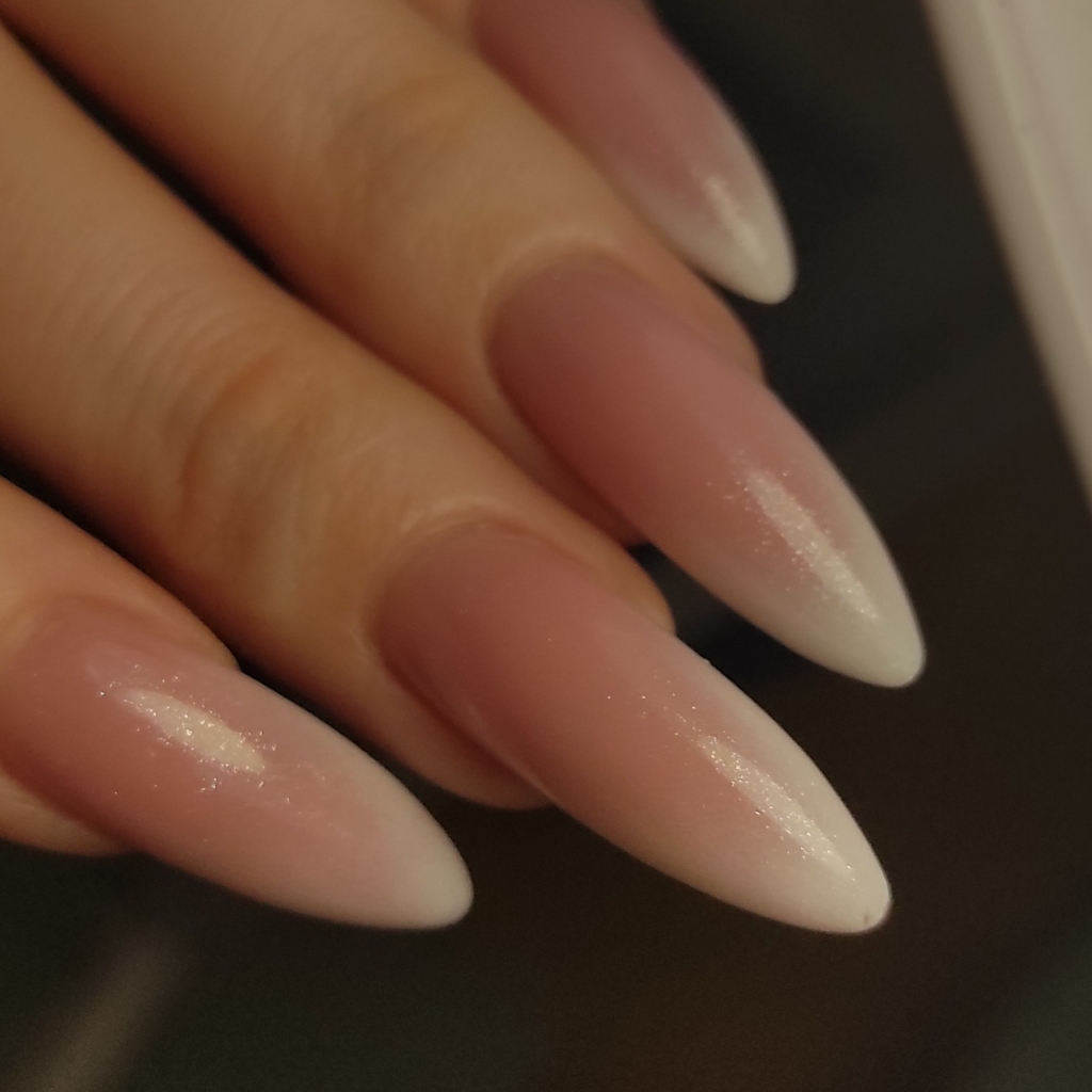 Дизайн 1 пальчика (рисунок, стэмпинг, фольга)